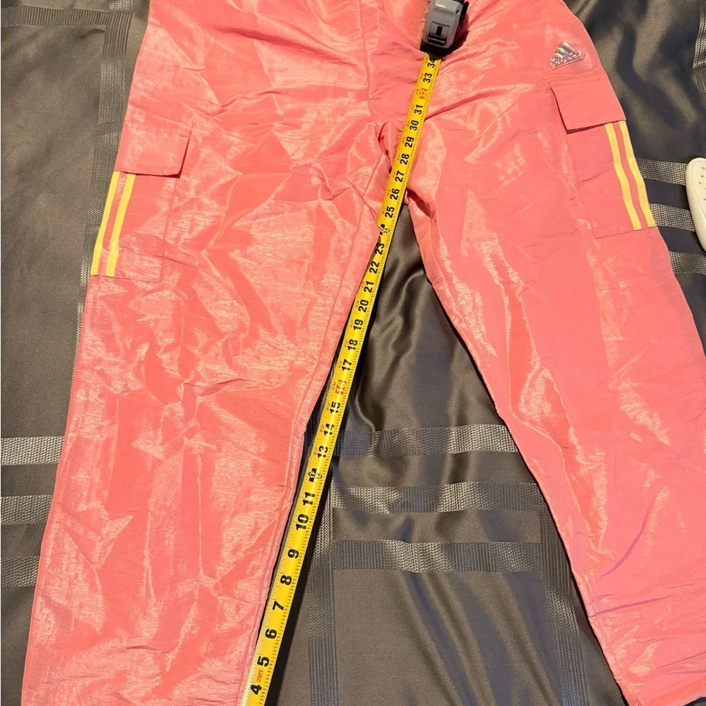 Adidas Sun Woven Pant- women size Large- semi pink spark- NWT - Picture 4 of 9